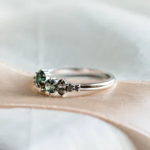 Cluster ring with moss agates and salt and pepper diamonds EVE Thumbnail
