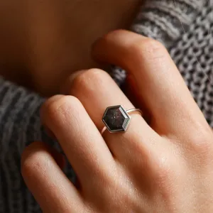 Vintage engagement ring with salt and pepper diamond CARRA Thumbnail