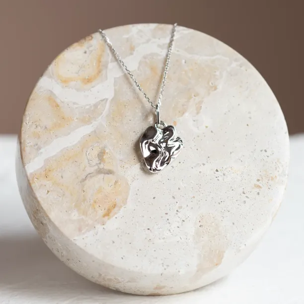 Earrings and necklace set HEARTBEAT Image