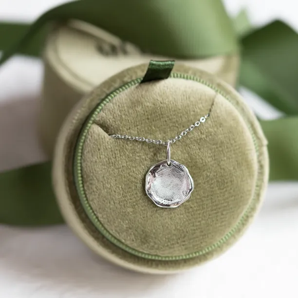 Gold necklace with custom fingerprint PALMER Image