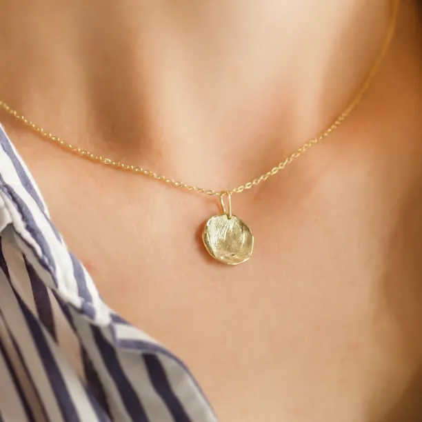 Gold necklace with custom fingerprint PALMER Image
