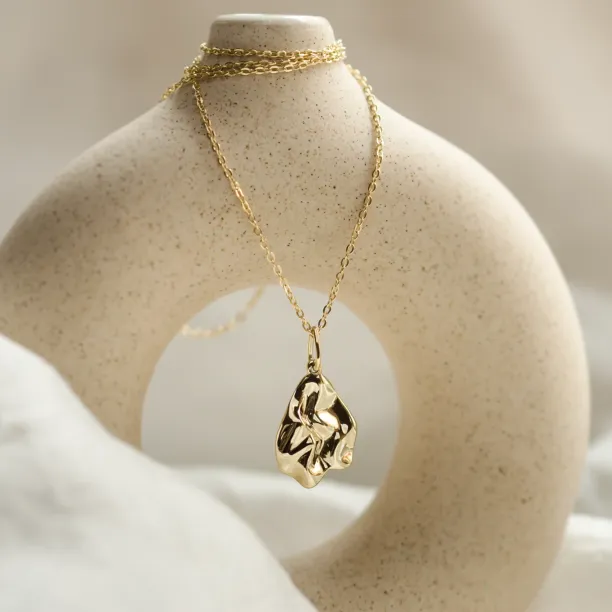 Original heartshaped necklace MARGUERITE Image