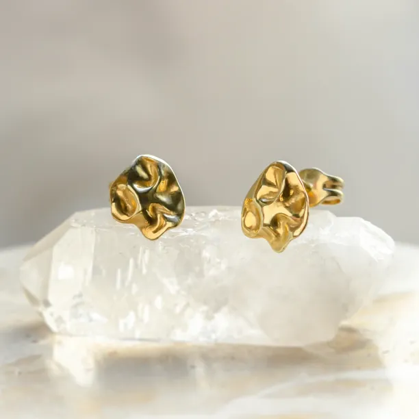 Unique gold heartshaped earrings CHÉRIE Image