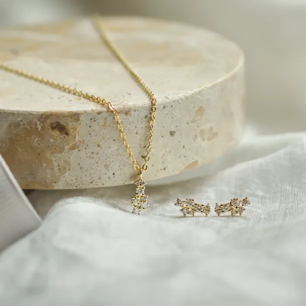 Diamond cluster earrings ELIN Image