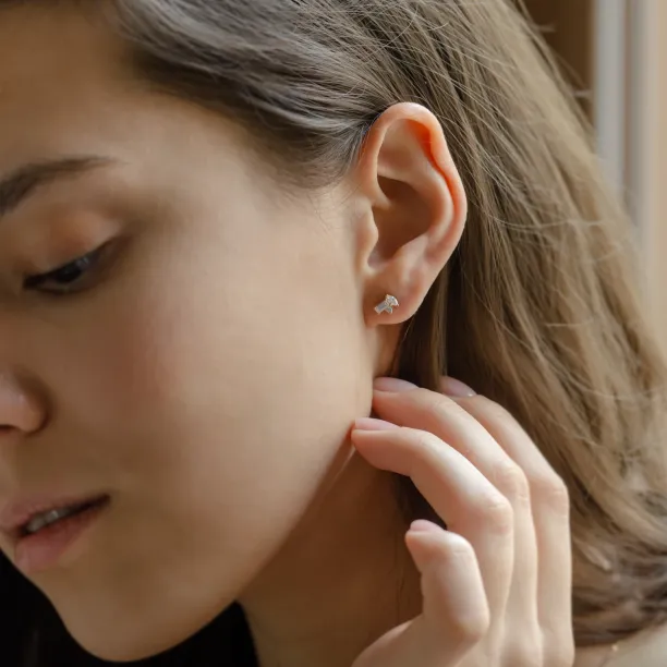 Gold earrings with cluster moissanites CARMEN Image