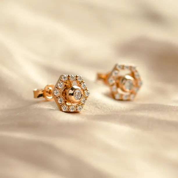 Lab-grown diamond earrings with interchangeable gemstones KYLE Image
