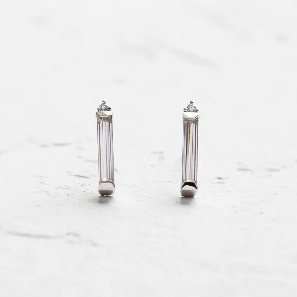 Moissanite and diamond earrings FELICIS Image