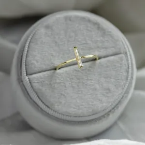 Minimalist moissanite ring PERCY Thumbnail
