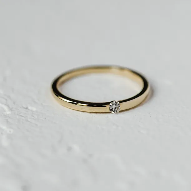 Minimalist diamond engagement ring HAIM Image