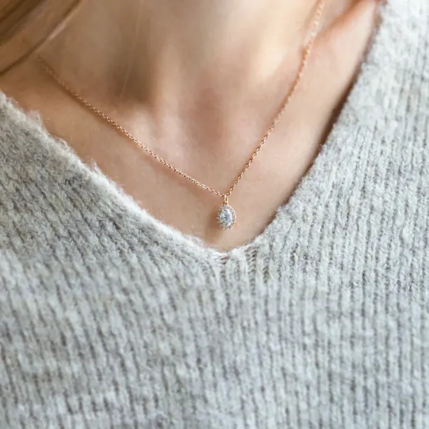Gold necklace with moissanites GRANNY  Image
