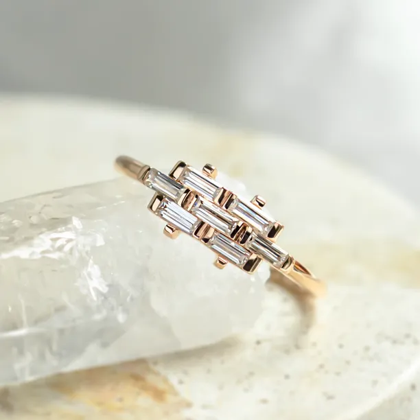 Baguette moissanite ring VANCE Image