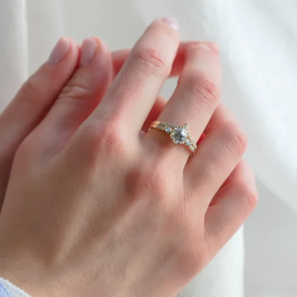 Elegant wedding set with moissanites HARPER Image