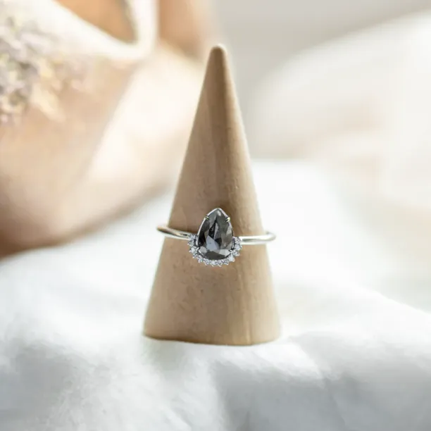 Engagement set of rings with diamonds ASHLEY Image