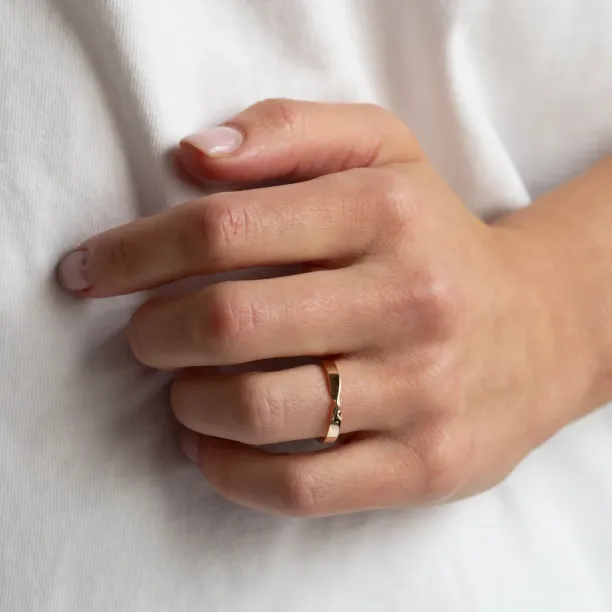Unconventional wedding rings with braiding CLAY Image