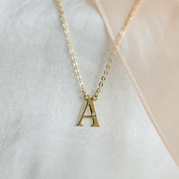VERTE Name gold diamond pendant Image