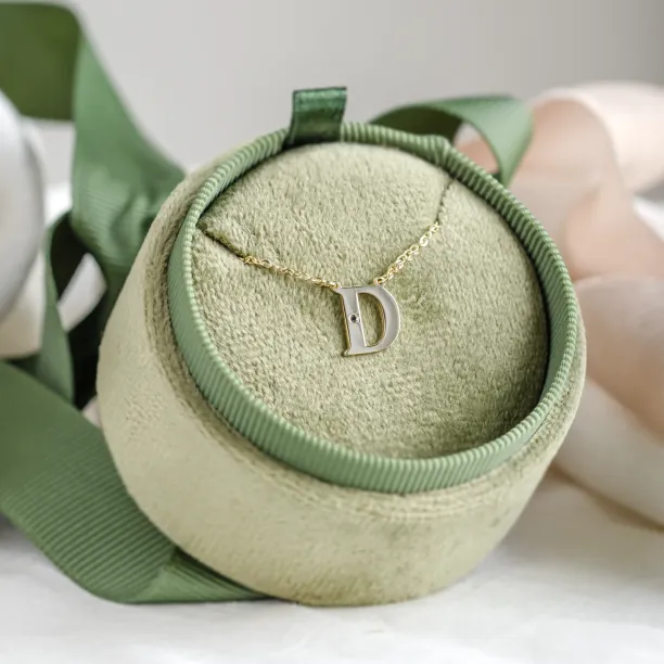VERTE Name gold diamond pendant Image
