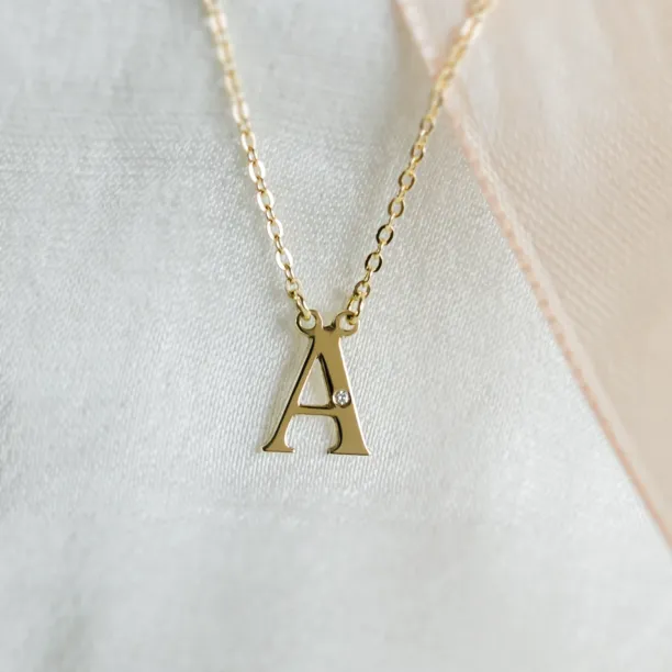 VERTE Name gold diamond pendant Image