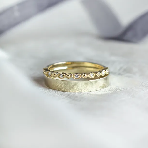 Elegant diamond wedding rings HONEY Image