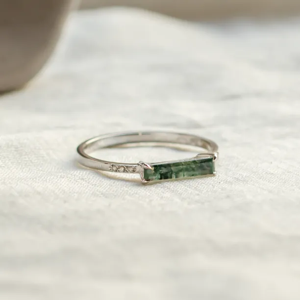 Gold ring with baguette moss agate and diamonds ELLETH Image