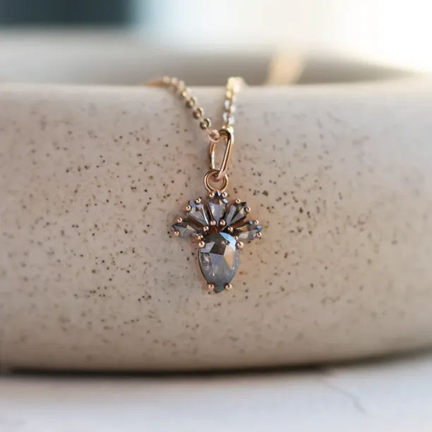Salt and pepper diamond necklace LONIA Image