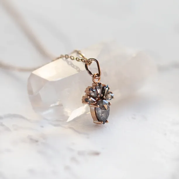 Salt and pepper diamond necklace LONIA Image