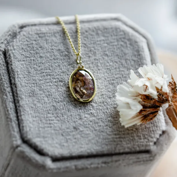 Gold necklace with oval salt'n'pepper diamond VICTORIA Image