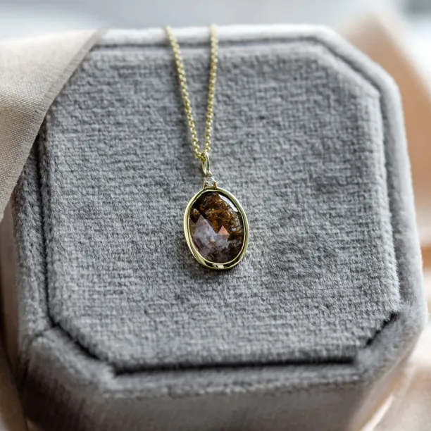 Gold necklace with oval salt'n'pepper diamond VICTORIA Image