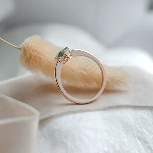 Minimalist moss agate enagegement ring THOR Image