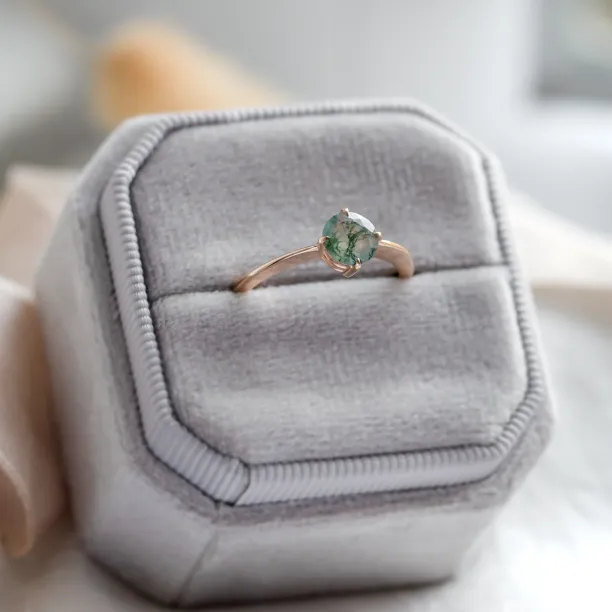 Minimalist moss agate enagegement ring THOR Image