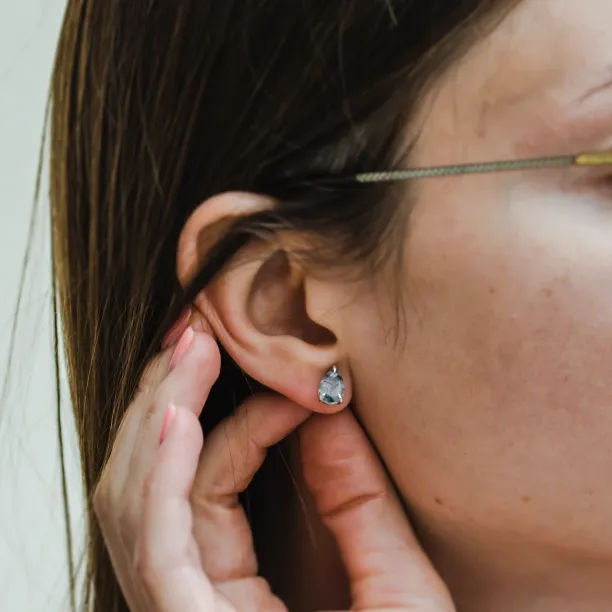Gold pear moss agate earrings ARDY Image