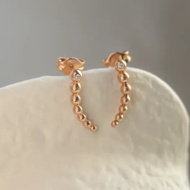 Crawler earrings with diamonds MONIQUE Image