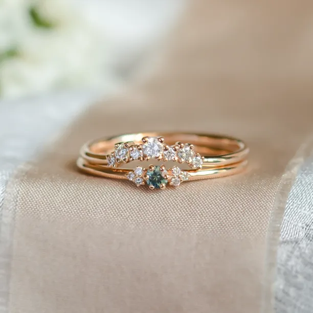 Curved diamond ring KALIA Image