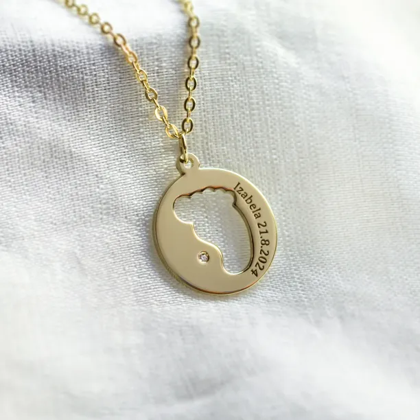 EIIA gold diamond pendant with baby foot trace Image