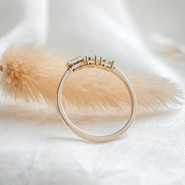 Gold ring with three moissanites AVERY Image