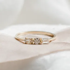 Gold ring with three moissanites AVERY Thumbnail