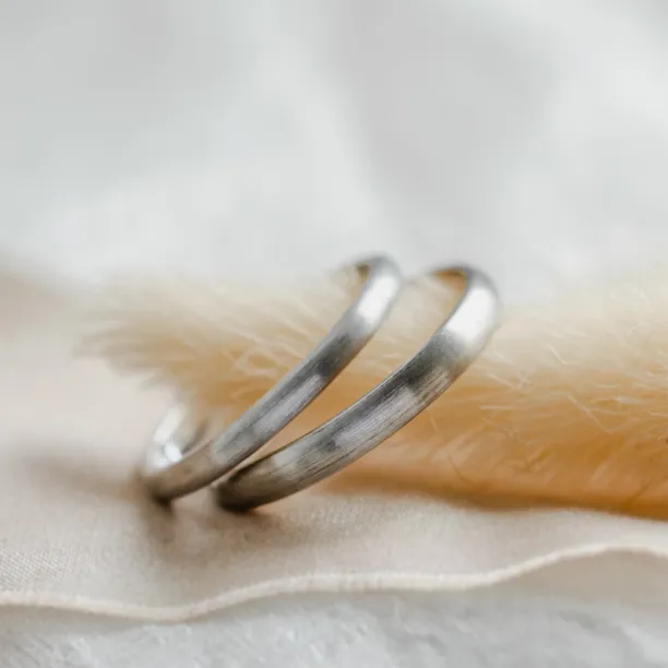D-SHAPE mat wedding white gold rings ARIZONA Image