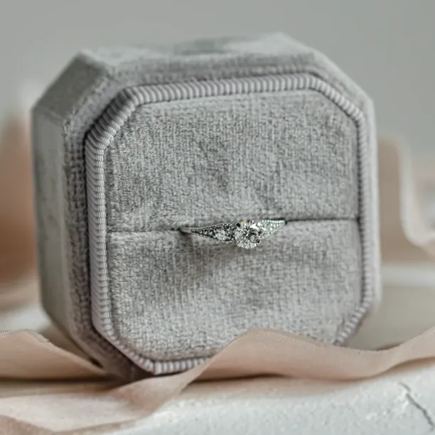Gold vintage lab-grown diamond ring ORSINI Image