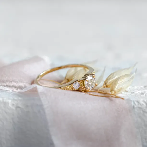 Gold vintage lab-grown diamond ring ORSINI Image