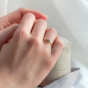 Romantic engagement ring full of moissanites CAMILLIA Thumbnail