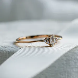 Romantic engagement ring with lab-grown diamonds MILLENIAL Thumbnail