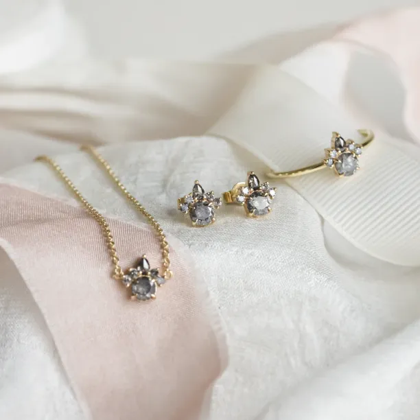 Romantic earrings with salt and pepper diamonds AURA Image
