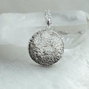 Gold necklace with atypical surface in compass design FAITH Thumbnail