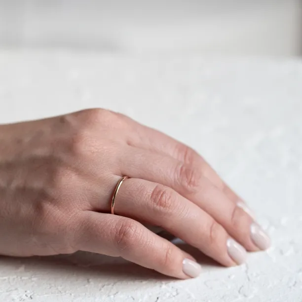 LOBE wedding gold rings Image