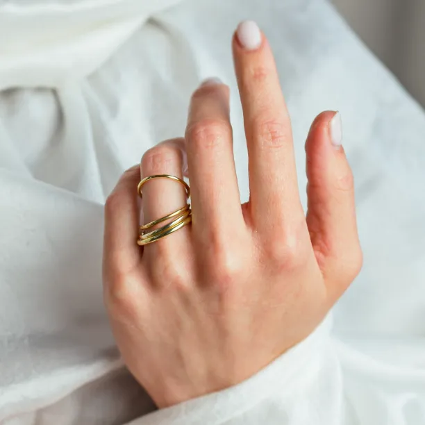 LOBE wedding gold rings Image