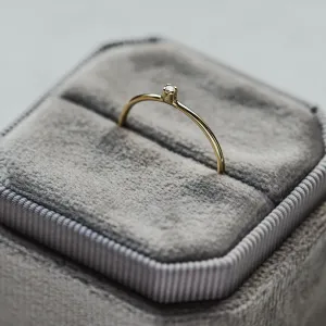 Gold minimalistic ring with diamond LAUDE Thumbnail