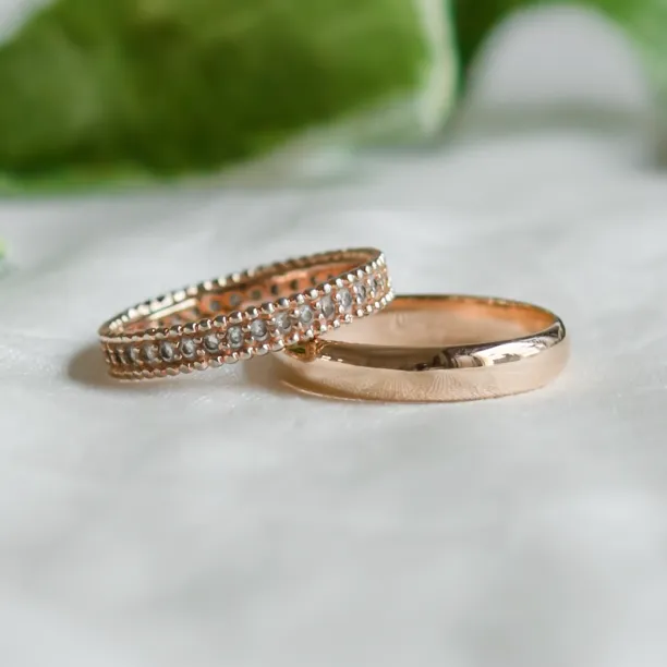 Luxurious diamond wedding rings KNEDE Image