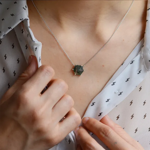 Gold pendant with hexagon moss agate ALISI Image