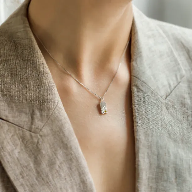 Original pendant with perforation and diamond LIZ Image