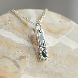Unusual pendant with perforation and moss agate LIVE Thumbnail
