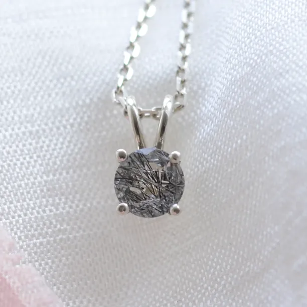 Simple natural rutilated quartz pendant KAYLEIGH Image